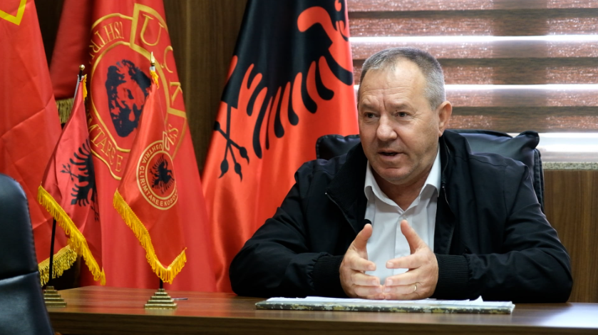 Gucati për Wesley Clark  Do jetë  bombë  për Specialen