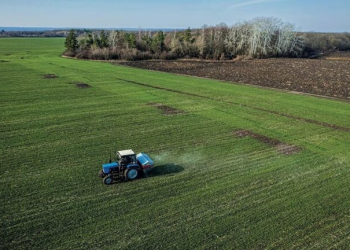 Nga janari 2026, fermerët përfitojnë 10% rimbursim të TVSH-së për farat, pesticidet dhe fidanët!