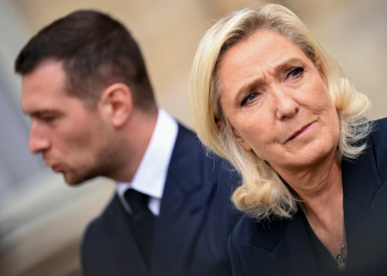 Çelësi i pushtetit?! Konservatorët francezë afër një pakti me Le Pen!