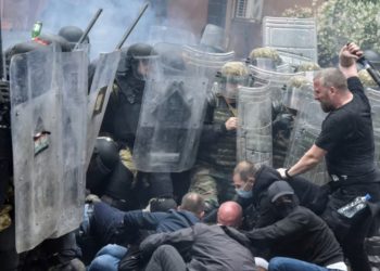 Sulm kundër KFOR-it dhe policisë, Prokuroria e Kosovës vë nën akuzë personin e dyshuar