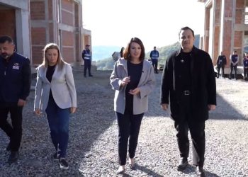 Operacioni për ndërtimet pa leje në Farkë, Koçiu: Listë e zezë për subjektet shkelëse, prishje ose konfiskim i tyre