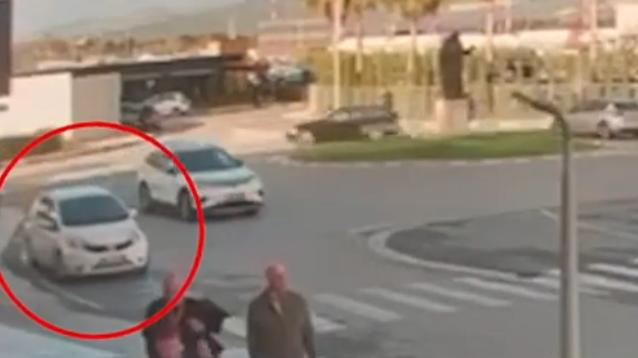 VIDEO  Atentati në Rinas  dyshime për një tjetër makinë  Lëvizjet e dyshimta në vendngjarje  hetuesit verifikojnë lidhjet me  