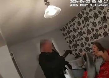 VIDEO/“Mbretëresha” e mashtrimeve me kriptomonedhat mbetet në burg, gjyqtarët habiten me pasurinë. Gabimi që e çoi në pranga