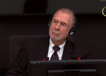 Ish-këshilltari i Wesley Clark dëshmon në Hagë: UÇK-ja s’kishte zinxhir të konsoliduar komande