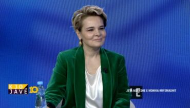  I kam falur të gjithë  por nuk harroj    Kryemadhi e prerë  Pse s do e takoj kurrë Ilir Metën në burg