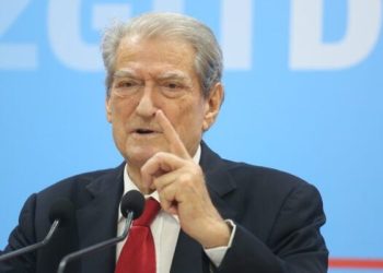 Çfarë do të bëhet me ata të cilët ‘vajtojnë’ ditën e Çlirimit të Shqipërisë?