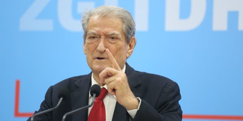 Çfarë do të bëhet me ata të cilët  vajtojnë  ditën e Çlirimit të Shqipërisë 