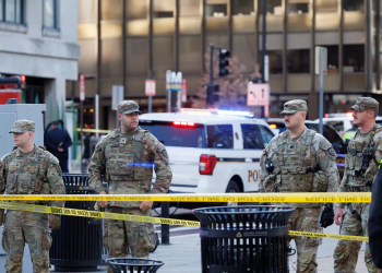 SHBA, qëllohen dy anëtarë të Gardës Kombëtare pranë Shtëpisë së Bardhë! Trump: Autori do paguajë çmim të lartë