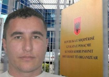 “Ke marrë një armë poshtë mbikalimit ku ndodhi vrasja e..?”/ Ish-shefi policisë, Nazmi Shuli përgënjeshtron në gjyq deklarimet e Nuredin Dumanit