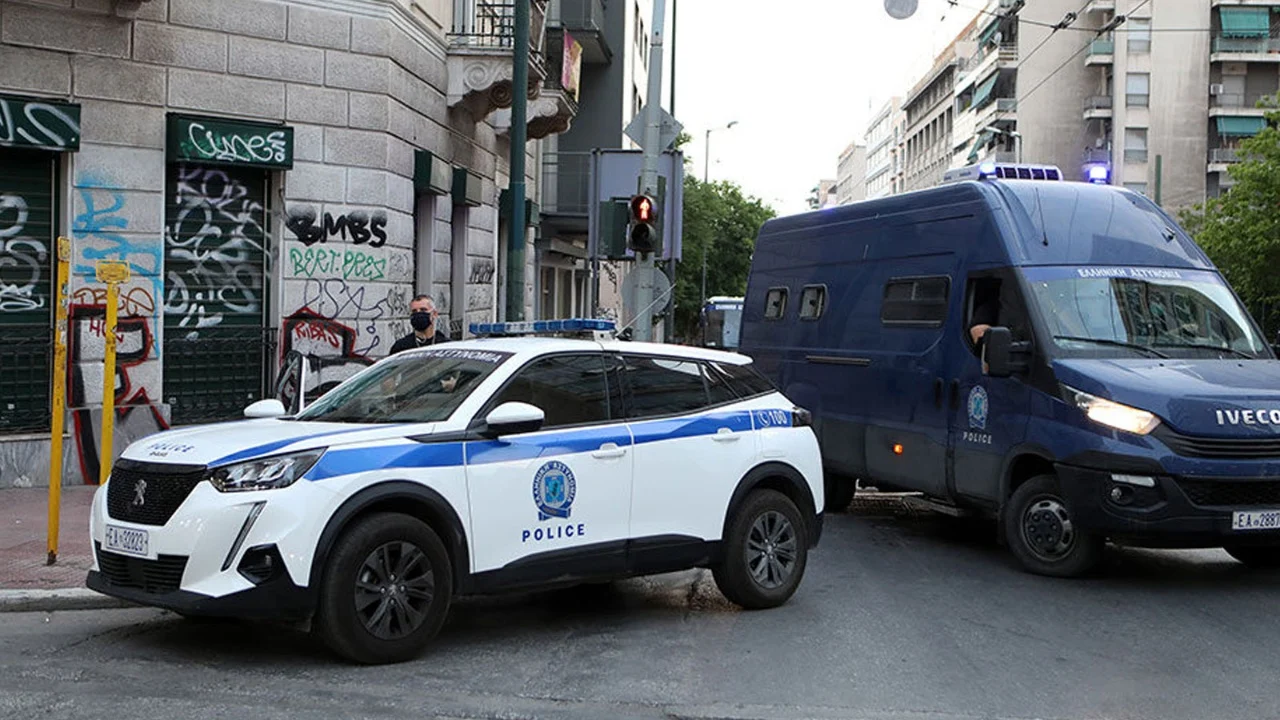 emri-arrestohet-shqiptari-ne-greqi-konsiderohej-koka-e-grupit-te-trafikut-te-narkotikeve-droga-kalonte-permes-rusise