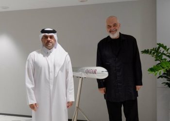 Qatar Airways në Shqipëri? Rama takon CEO-n në Doha: Ishalla…