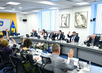 Oda Amerikane në Kosovë shpreh shqetësim për miratimin e buxhetit nga Qeveria në detyrë