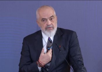 “Qeveria e Shqipërisë nuk ka zv.kryeministër dhe nuk ka një ministër të Infrastrukturës”/ Rama: Jo lëvizje në qeveri pas një ndërhyrje me forcë në..