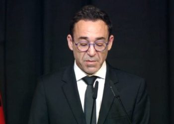 “Faleminderit kampion”, fjalimi prekës i të birit: Fatos Nano nuk e kishte frikë humbjen, ishte kalorës