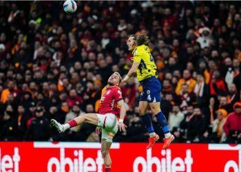 Skandali në futbollin turk, 1024 futbollistë të përfshirë në baste të paligjshme! Arrestohen 17 gjyqtarë dhe presidenti i një skuadre