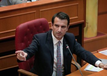 “Veliaj do të kthehet në zyrë”, këshilltari socialist i Tiranës: Do t’ia shpjegojmë pse e “tradhtuam”