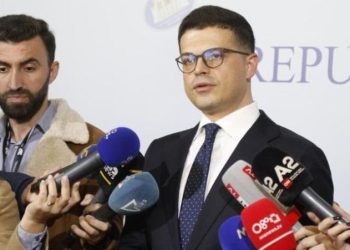 Ngjarja në Rinas: Në zonë nuk ndodhej ministri Vengu, por homologu malazez