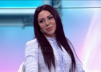 Aktivistja lexon mesazhin: Mjeku i tha një nëne se djali i saj mund të kthehej në femër