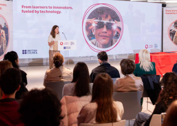 Fondacioni Vodafone dhe British Council prezantojnë Platformën e Parë Kombëtare Dixhitale, për Edukimin në Shqipëri