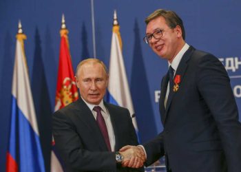 Vuçiç i prerë: Nuk më japin dot leksione të ndahem nga Putini dhe Kina