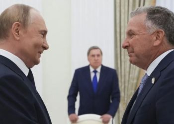 Gjueti globale për “dorën e padukshme”: Çfarë nxori zbuluar telefonata Witkoff-Ushakov