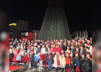 Festat e fundvitit, ndizen dritat e Pemës në ‘Sheshin Skënderbej’