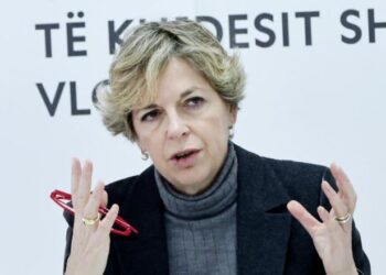 “Hapa konkretë për Onkologjikun”/ Ministrja Sala: Të shkojmë ne te pacienti, jo pacienti te ne