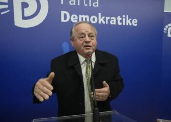 “Erdha sot vetëm për ty”/ Demokrati në foltoren e Salianjit në Shkodër: Nuk kam ardhur këtu në takimet që ka bërë Berisha
