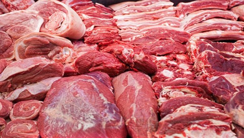 Evidentohen mbi 4 mijë ton mish të padeklaruar dhe miliona euro të fshehura  Subjekti tregtar referohet në Prokurorinë e Tiranës