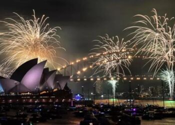 E çuditshme, nga Kiribati në Samoa/ Kalimi nga viti në vit do të zgjasë 26 orë dhe jo 24