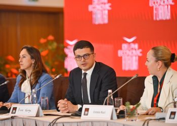Vengu në Forumin Ekonomik: Korridori VIII, jo vetëm rrugë, por edhe aset strategjik për sigurinë e NATO-s