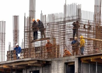 Qeveria “Ok” regjistrimit të objekteve në ndërtim! 300 mijë lekë për certifikatën e karabinasë, zbardhen kostot për ndryshimin e lejeve