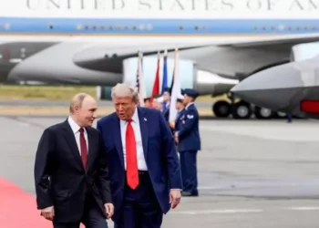 “Patëm një bisedë produktive”, Donald Trump telefonon Vladimir Putinin pak orë nga takimi me Zelenskyn