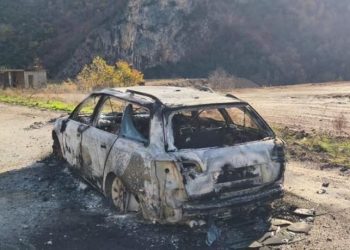 Vrasja e Mondi Mëhallës, gjendet e djegur makina e autorëve (DETAJE)