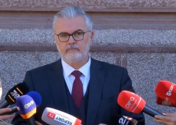 “Lëvizja e Salianjit, e lavdërueshme”, Gogu: Për Ballukun do zbatojmë vendimin e ‘Kushtetueses’