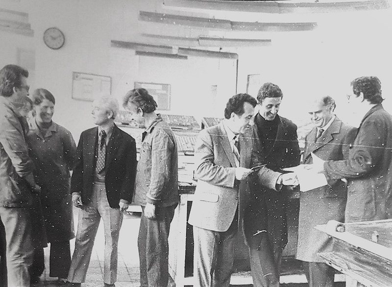 deshmia-e-rralle-e-limoz-dizdarit-babane-e-vrane-pas-shpine-shoket-e-tij-po-ashtu-edhe-vellane-tim-pasi-e-detyruan-te-vriste-nje-deputet