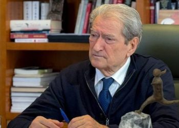 “Askush nuk ka dhënë urdhër për të firmosur për Shabanin”, Berisha nxjerr “blof” Nokën: Dal unë garant