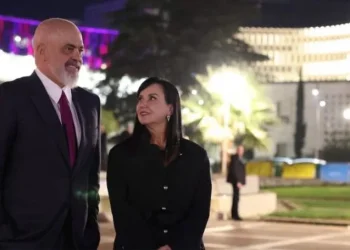 Nga vizita në Jordani tek ekonomia dhe punësimi i të rinjve, Rama ndan fotoalbumin e javës