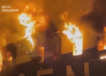 Rusia bombardon tragetin turk, Ukraina lëshon dronët mbi impiantet e naftës në Kaspik