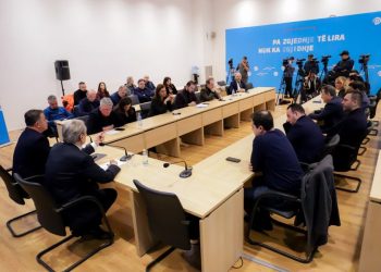 Debate të forta në Kryesinë e PD, Salianji përplaset me Nokën: Ke shkatërruar partinë! Jep dorëheqjen, Flamur!