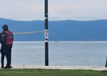 Gjendet i pajetë një person në Lungomare, detajet e para nga ngjarja e rëndë