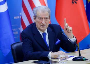 Berisha paralajmëron grevë urie: Nuk ka rrugë tjetër për rrëzimin e Ramës