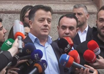 U përjashtua për 30 ditë nga Kuvendi, Noka: Dha urdhër Gysi, nuk e njohim vendimin