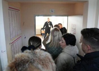 Votimi deri në orën 17:00, shkon në 38% pjesëmarrja e votuesve në zgjedhjet parlamentare në Kosovë