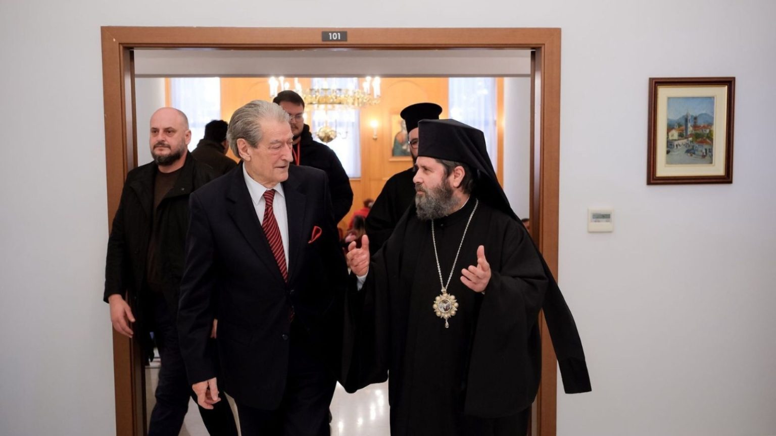 Berisha urim për besimtarët e krishterë  Gëzuar  Festoni me besimin për Krishtlindje më të mira në 2026 ën