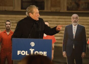 “Foltorja” e PD, habit Berisha: Gys Agasi rrahu me grushta Ulsi Manjën në zyrë!