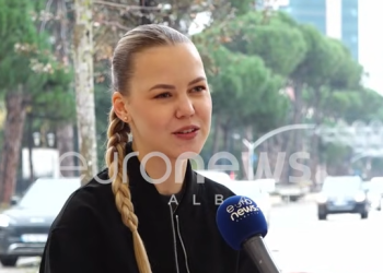 VIDEO – Daria nga Bjellorusia jeton prej 5 vjetësh në Tiranë: Ndihem 100% shqiptare edhe pse..
