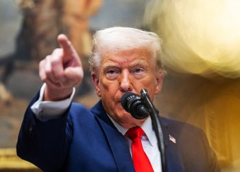 Trump paralajmëron: Së shpejti fillojmë sulmet ndaj objektivave në tokën e Venezuelës! Do t’i shtypim bastardët