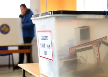 Zgjedhjet/ Në 81% të kutive të votimit të numëruara VV kryeson me mbi 50 % të votave. PDK forcë e dytë, LDK e treta