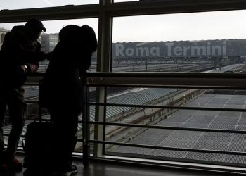 Nga fabrikat te shkollat, shëndetësia e transportet, sot greva e përgjithshme në Itali, sindikatat kundër projektbuxhetit të qeverisë